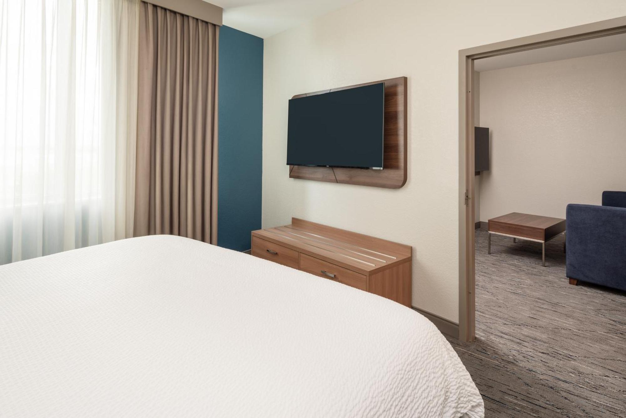 Holiday Inn Express Miami Airport-Blue Lagoon Area, An Ihg Hotel Екстер'єр фото